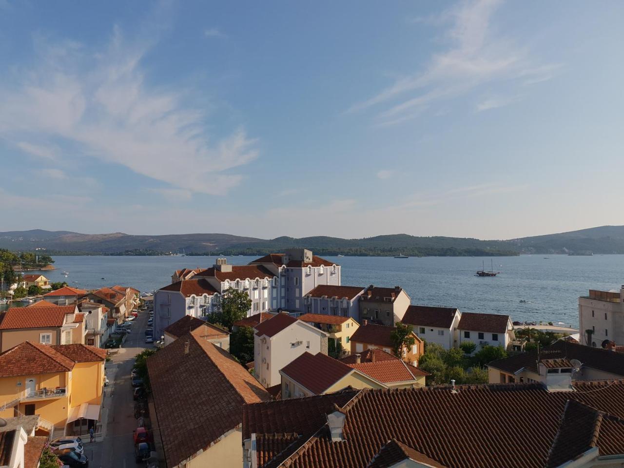 Vb Apartmani Tivat Exterior foto